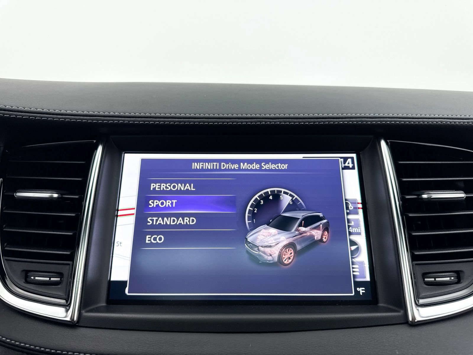 Used 2025 INFINITI QX50 Sport AWD/4WD image 11