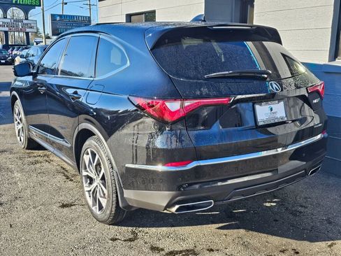 Used 2022 Acura MDX SH-AWD w/ Technology Package image 3