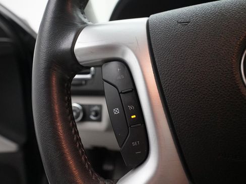 Used 2012 GMC Acadia SLT image 19