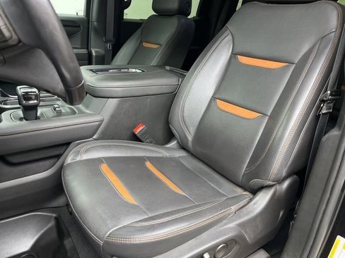 Used 2022 GMC Sierra 1500 AT4 w/ AT4 Preferred Package AWD/4WD image 19