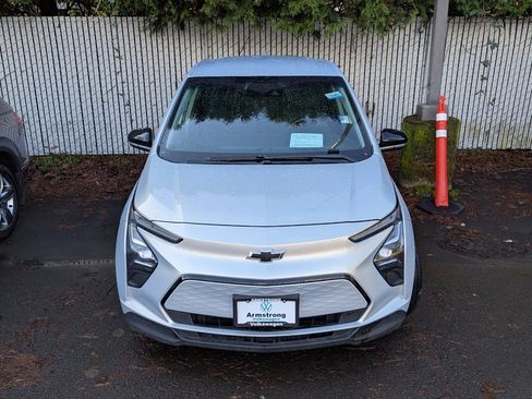 Used 2023 Chevrolet Bolt LT w/ Driver Confidence Package image 6