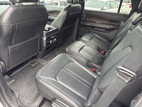 Used 2018 Ford Expedition Limited w/ Equipment Group 301A AWD/4WD image 25
