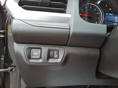 Used 2023 GMC Acadia SLE w/ Driver Convenience Package AWD/4WD image 18