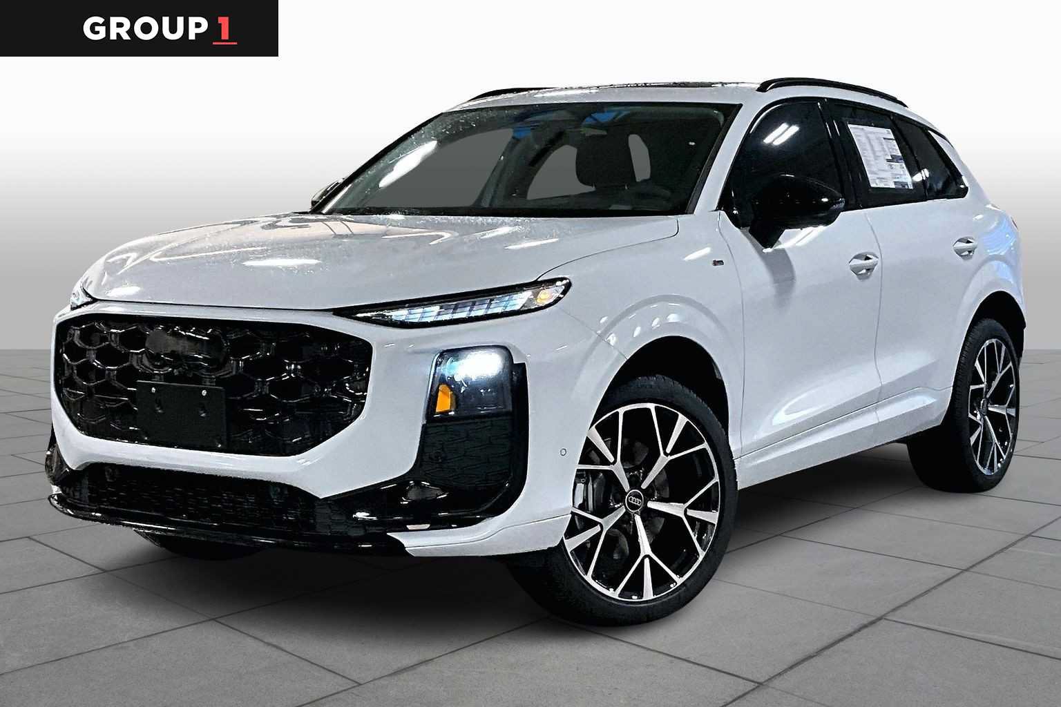 Certified 2026 Audi Q3 quattro 2.0T AWD/4WD image 1