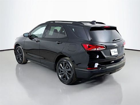 Used 2023 Chevrolet Equinox RS image 7