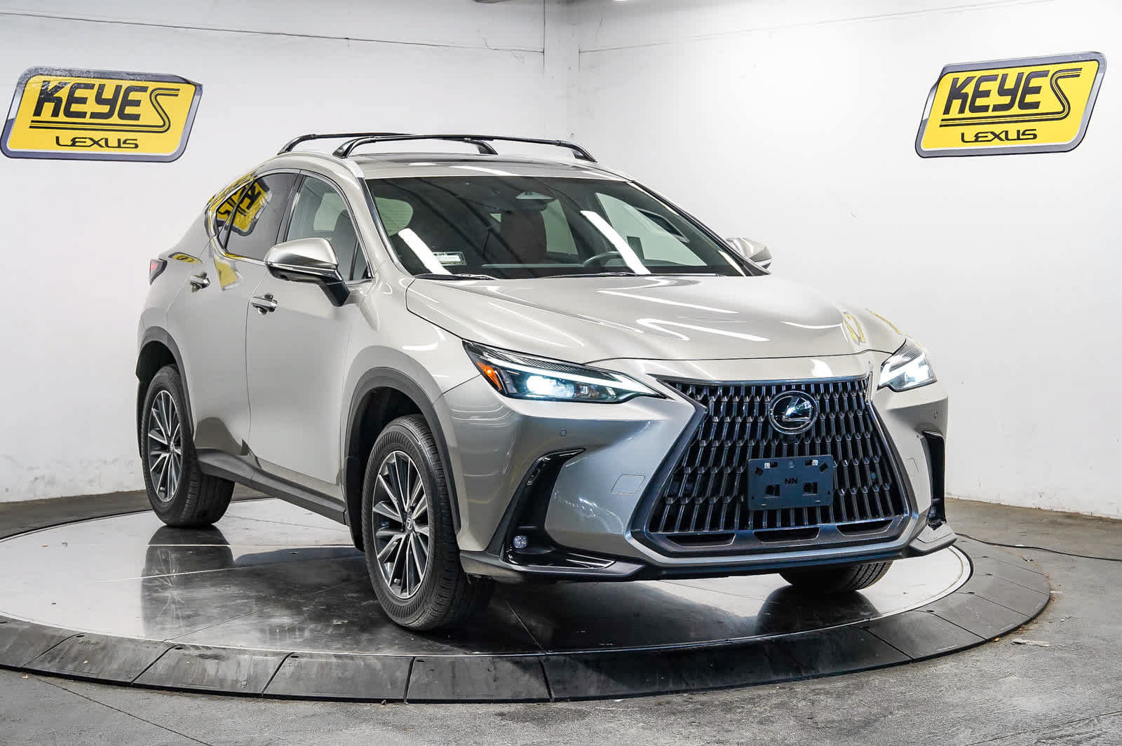 Used 2026 Lexus NX 350 AWD w/ Accessory Package (2T) image 5