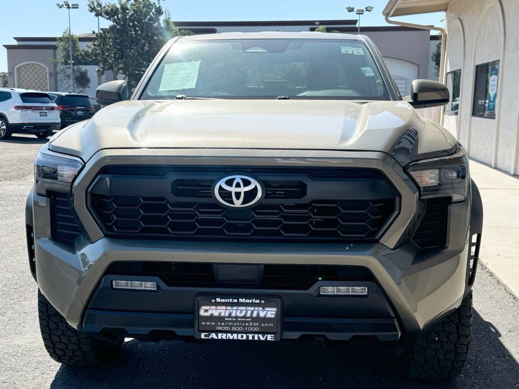 Used 2024 Toyota Tacoma TRD Off-Road AWD/4WD image 8