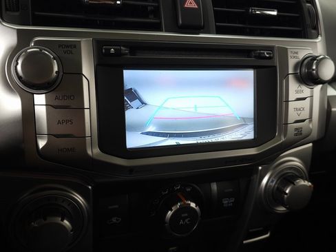 Used 2019 Toyota 4Runner SR5 Premium image 25