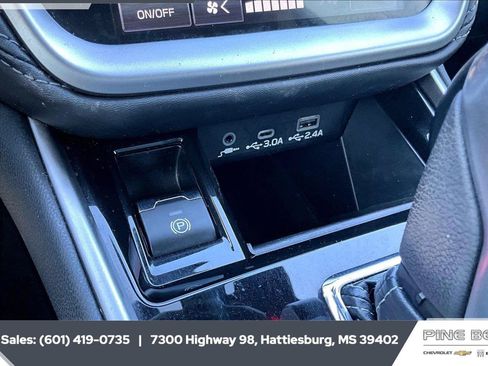 Used 2023 Subaru Outback Touring AWD/4WD image 24