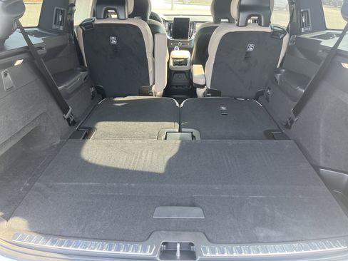 New 2026 Volvo XC90 T8 Ultra w/ Lounge Package image 8