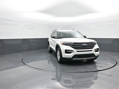 Certified 2022 Ford Explorer XLT w/ Equipment Group 202A