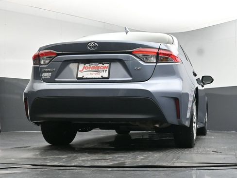 Used 2023 Toyota Corolla LE image 38