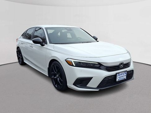 Certified 2024 Honda Civic Sport image 2