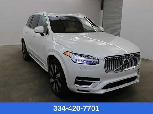 Certified 2023 Volvo XC90 T8 Ultimate w/ Protection Package Premier image 5