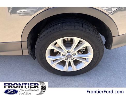 Used 2018 Ford Escape SE w/ SE Sync 3 Package FWD image 21