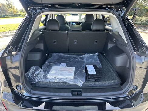 New 2026 Volkswagen Tiguan SE image 24