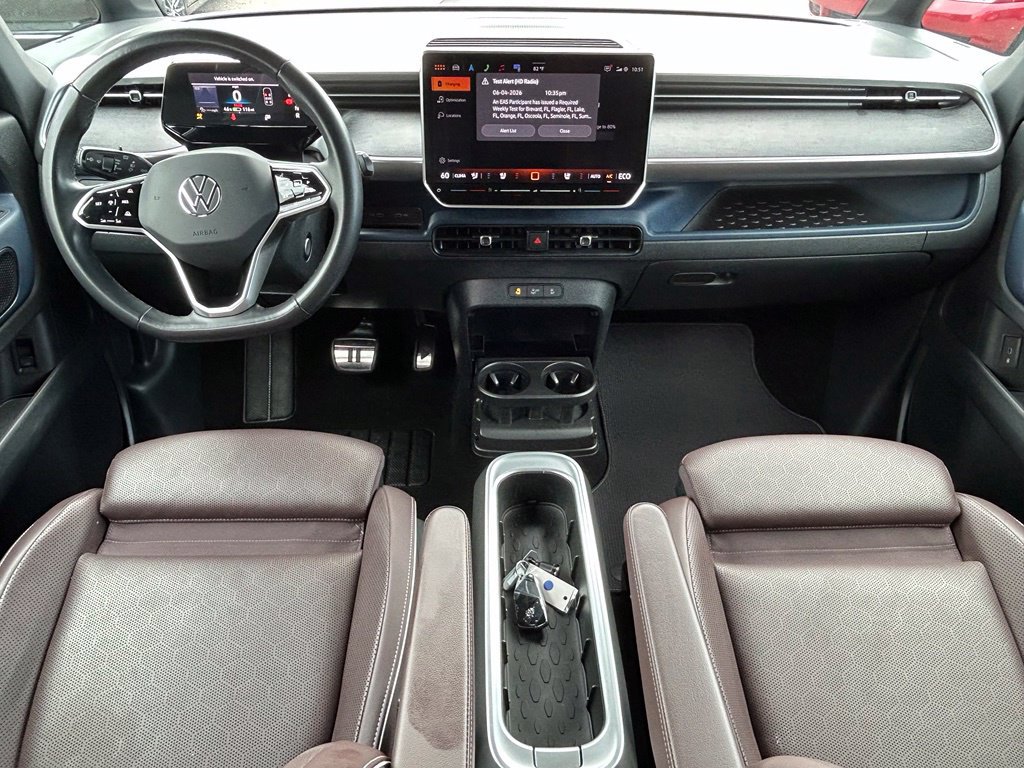 Used 2025 Volkswagen ID. Buzz Pro S RWD image 10
