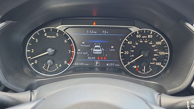 Used 2024 Nissan Altima 2.5 SV FWD image 11