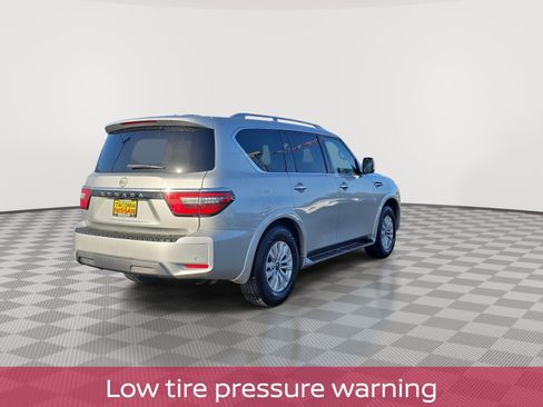 Used 2024 Nissan Armada SV image 9