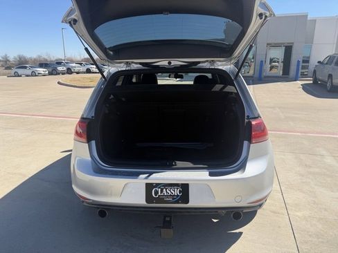 Used 2017 Volkswagen GTI S image 10