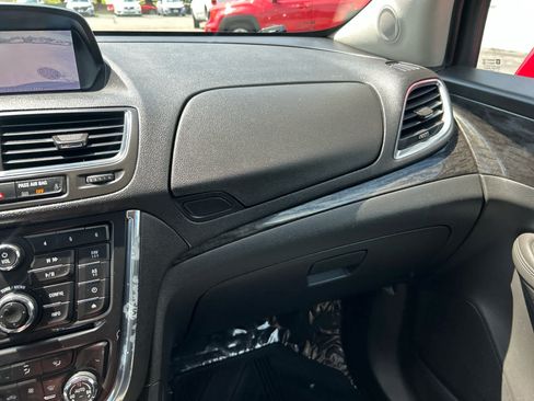 Used 2016 Buick Encore Convenience AWD/4WD image 17