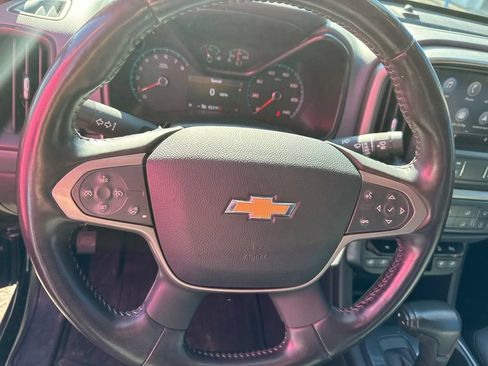 Used 2020 Chevrolet Colorado Z71 AWD/4WD image 24
