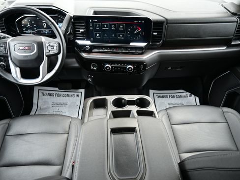Used 2023 GMC Sierra 1500 SLT w/ X31 Off-Road Package image 19