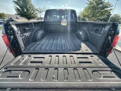 Used 2018 Ford F150 Lariat w/ Equipment Group 502A Luxury AWD/4WD image 19