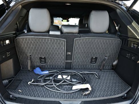 Used 2024 MAZDA CX-90 Plug-In Hybrid w/ Premium Plus image 34