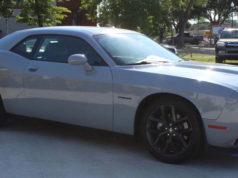 Used 2022 Dodge Challenger R/T w/ Plus Package RWD image 7