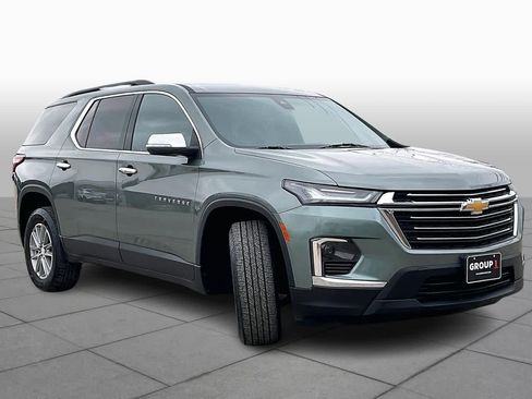 Used 2022 Chevrolet Traverse LT w/ LPO, Cargo Package image 3