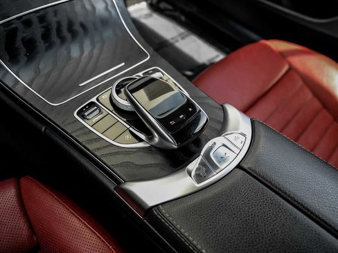 Used 2018 Mercedes-Benz C 300 Cabriolet image 22