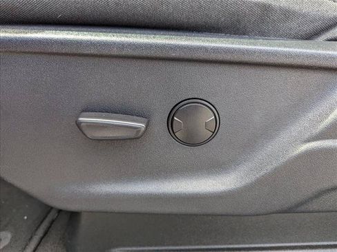 Used 2023 Ford F150 XLT AWD/4WD image 11
