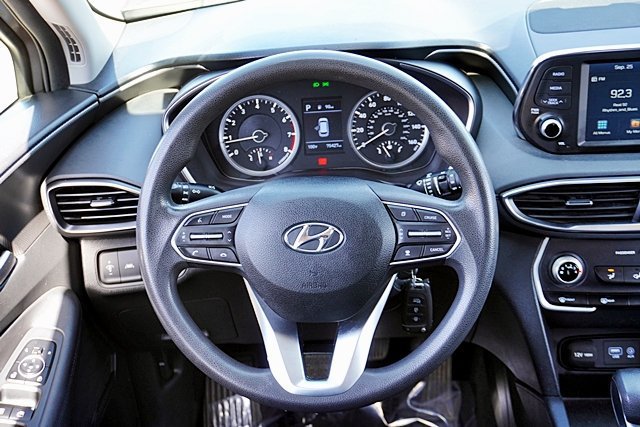 Used 2020 Hyundai Santa Fe SE FWD image 28
