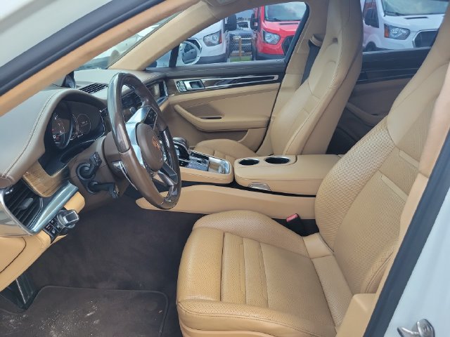 Used 2017 Porsche Panamera 4S w/ Premium Package Plus AWD/4WD image 19