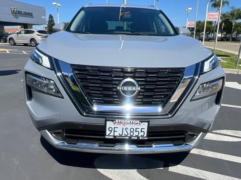 Used 2023 Nissan Rogue Platinum w/ Platinum Premium Package FWD image 8