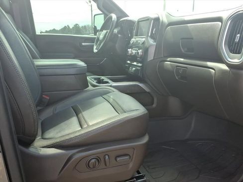 Used 2023 GMC Sierra 2500 Denali w/ Denali Ultimate Package image 12