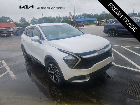 Certified 2023 Kia Sportage EX FWD image 1
