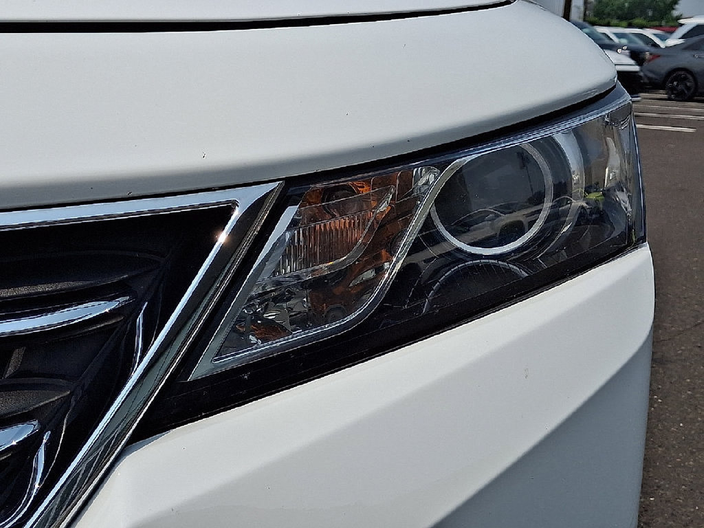 Used 2019 Chevrolet Impala LT FWD image 6