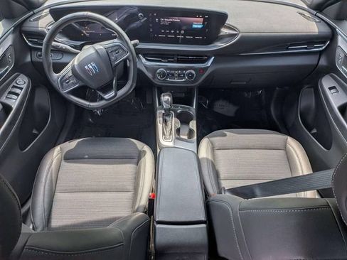 Used 2024 Buick Envista Preferred w/ Convenience I Package FWD image 27