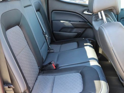 Used 2022 Chevrolet Colorado Z71 w/ Trail Boss Package image 19