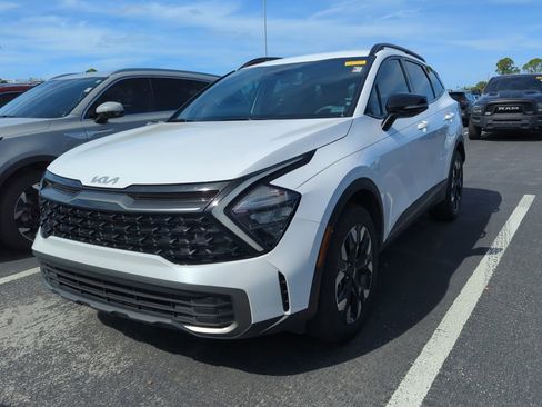 Certified 2023 Kia Sportage X-Line image 3