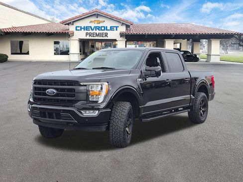 Used 2023 Ford F150 Lariat w/ Max Trailer Tow Package AWD/4WD image 4