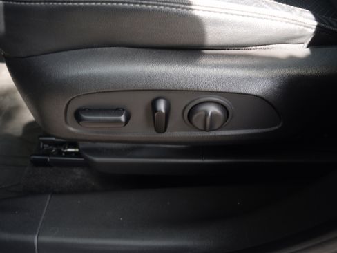 Used 2021 Buick Encore GX Essence w/ Advanced Technology Package AWD/4WD image 21