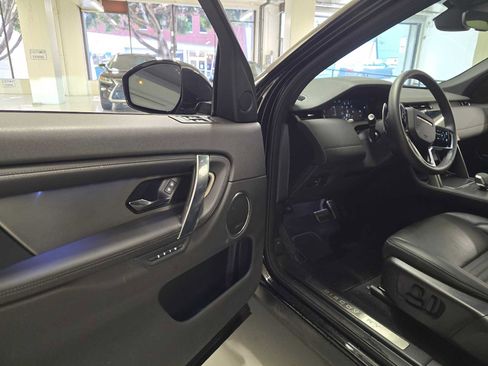 Certified 2025 Land Rover Discovery Sport Dynamic SE image 20