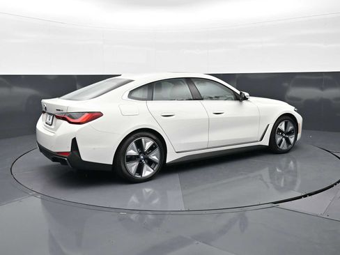 New 2026 BMW i4 eDrive40 w/ Premium Package RWD image 5