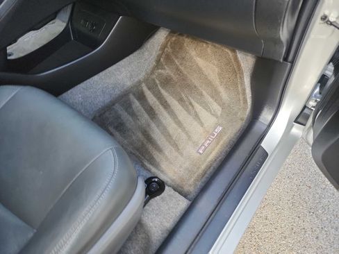 Used 2012 Toyota Prius Two FWD image 38