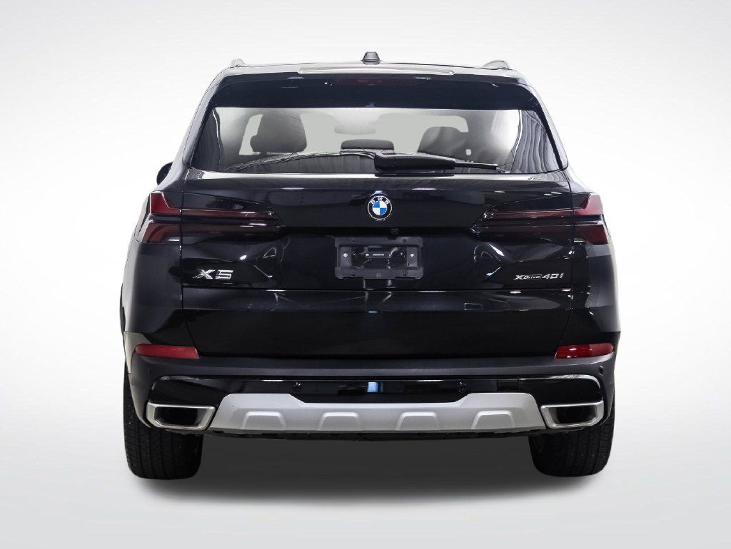 Used 2024 BMW X5 xDrive40i w/ Premium Package AWD/4WD image 4