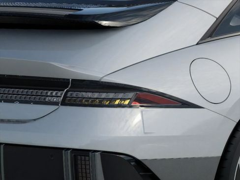 New 2025 Hyundai Ioniq 6 SEL image 10