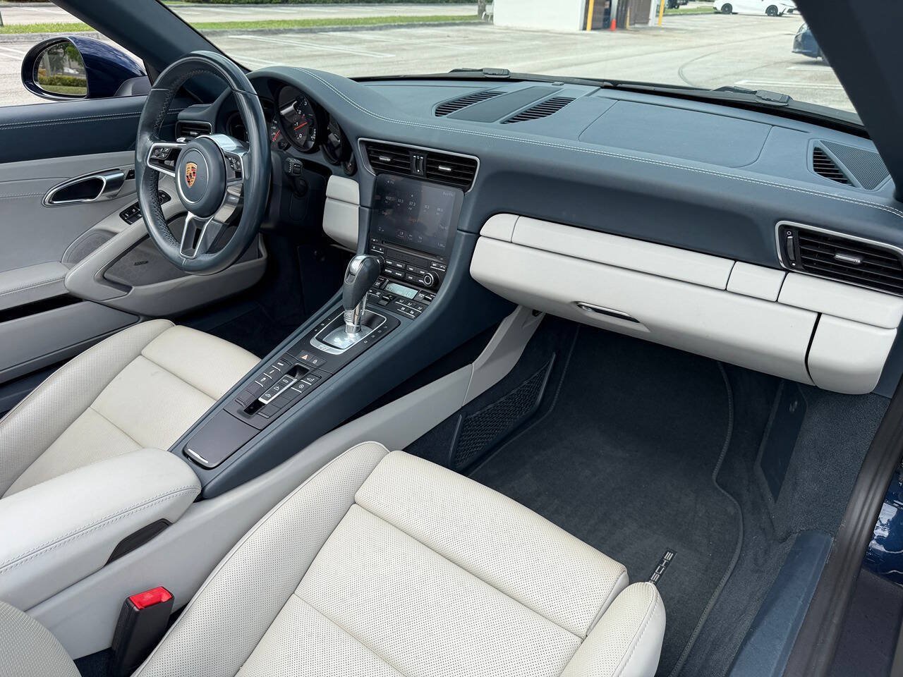 Used 2019 Porsche 911 Carrera RWD image 18
